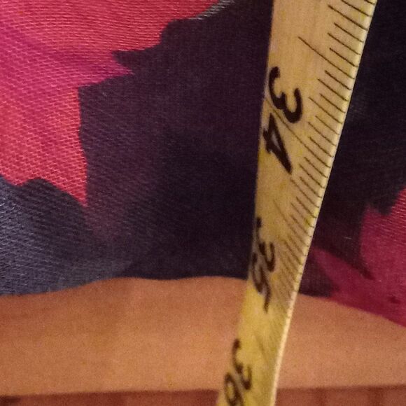 Poinsettia Full circle scarf - Picture 3 of 5